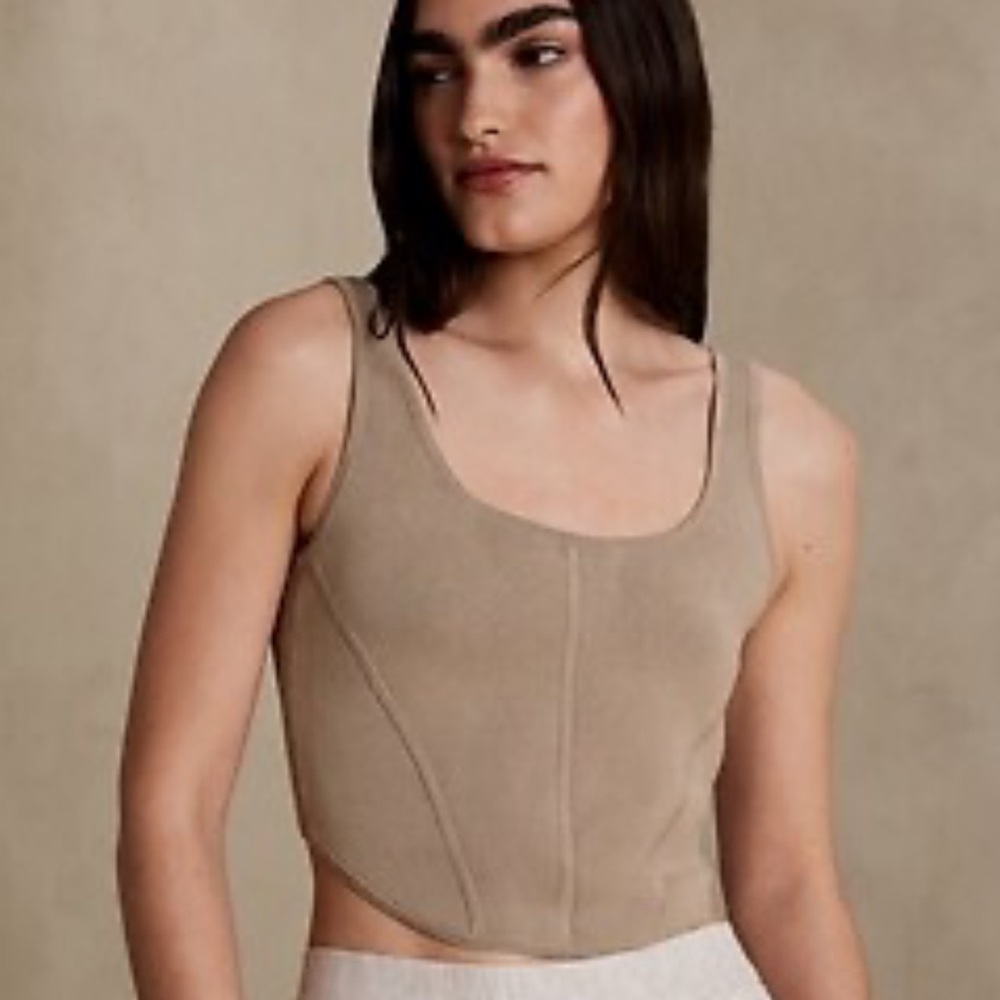 Aritzia Sculpt Knit Bustier Tank